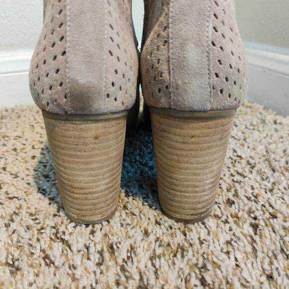 Steve Madden Womens 9.5 Shepp Tan Beige Leather Suede Block Heel Ankle Bootie - Picture 7 of 8